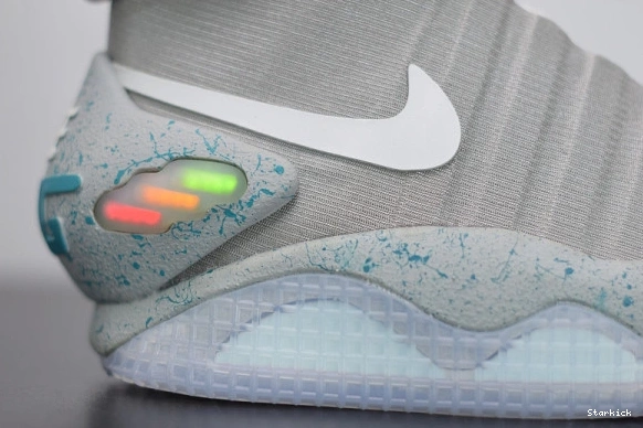 MAG NIKE 0720